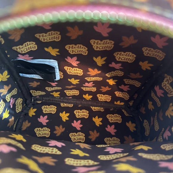 Rare Sanrio Hello Kitty Fall Pumpkin Loungefly Backpack - Picture 2 of 7